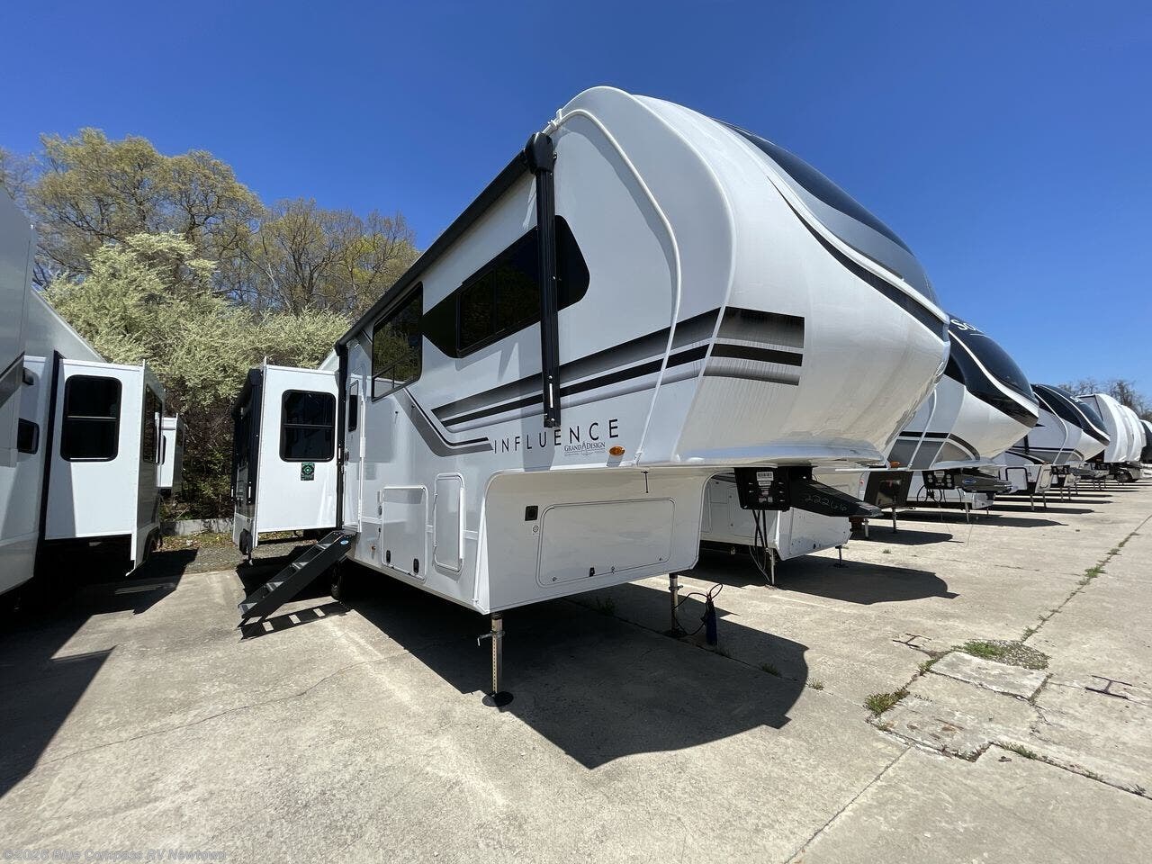 New 2026 Grand Design Influence 2903RL available in Newtown, Connecticut