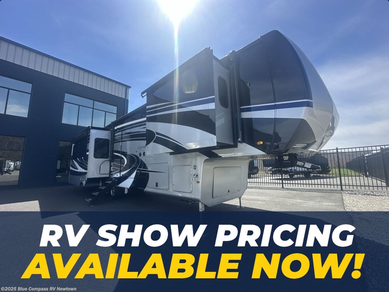 Used 2021 CrossRoads  Cedar Creek Champagne Edition 38EBS available in Newtown, Connecticut