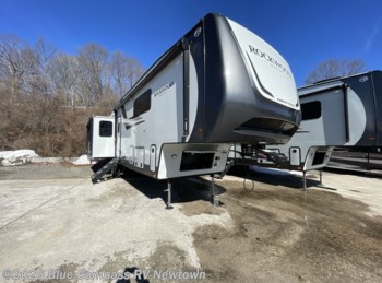 New 2026 Forest River Rockwood Signature 401SFB available in Newtown, Connecticut
