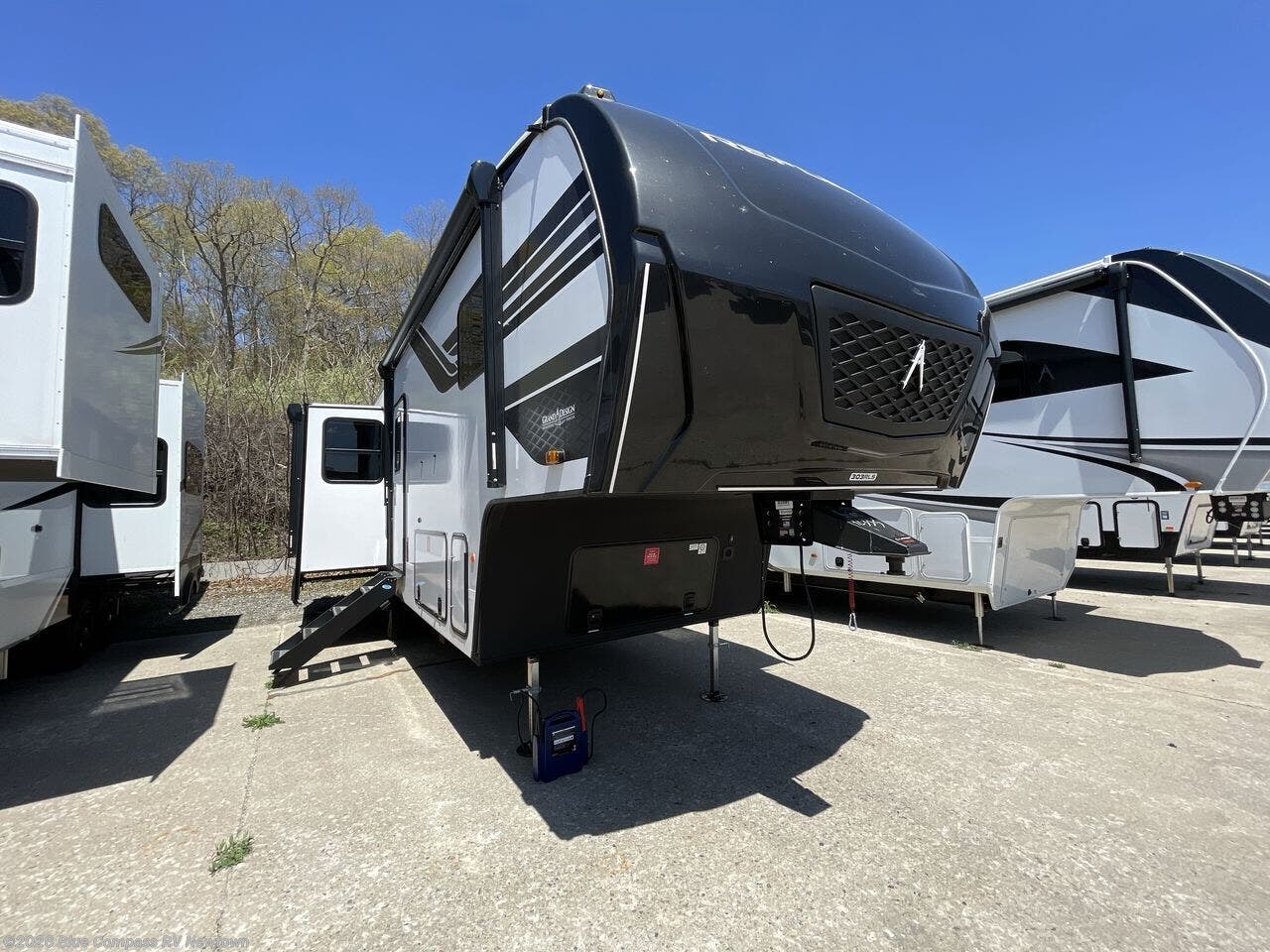 New 2026 Grand Design Reflection 303RLS available in Newtown, Connecticut