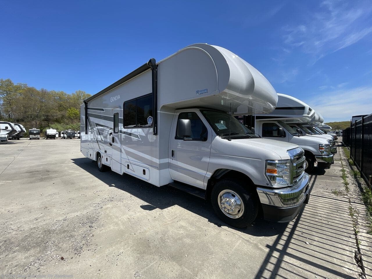 New 2027 Thor Motor Coach Geneva 29VT available in Newtown, Connecticut