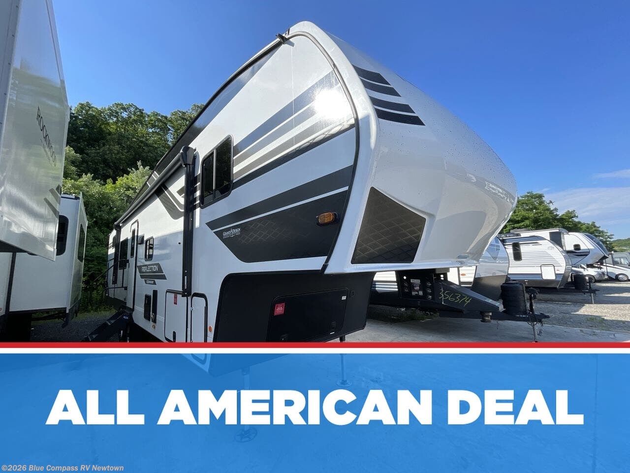 New 2026 Grand Design Reflection 100 Series 32BH available in Newtown, Connecticut