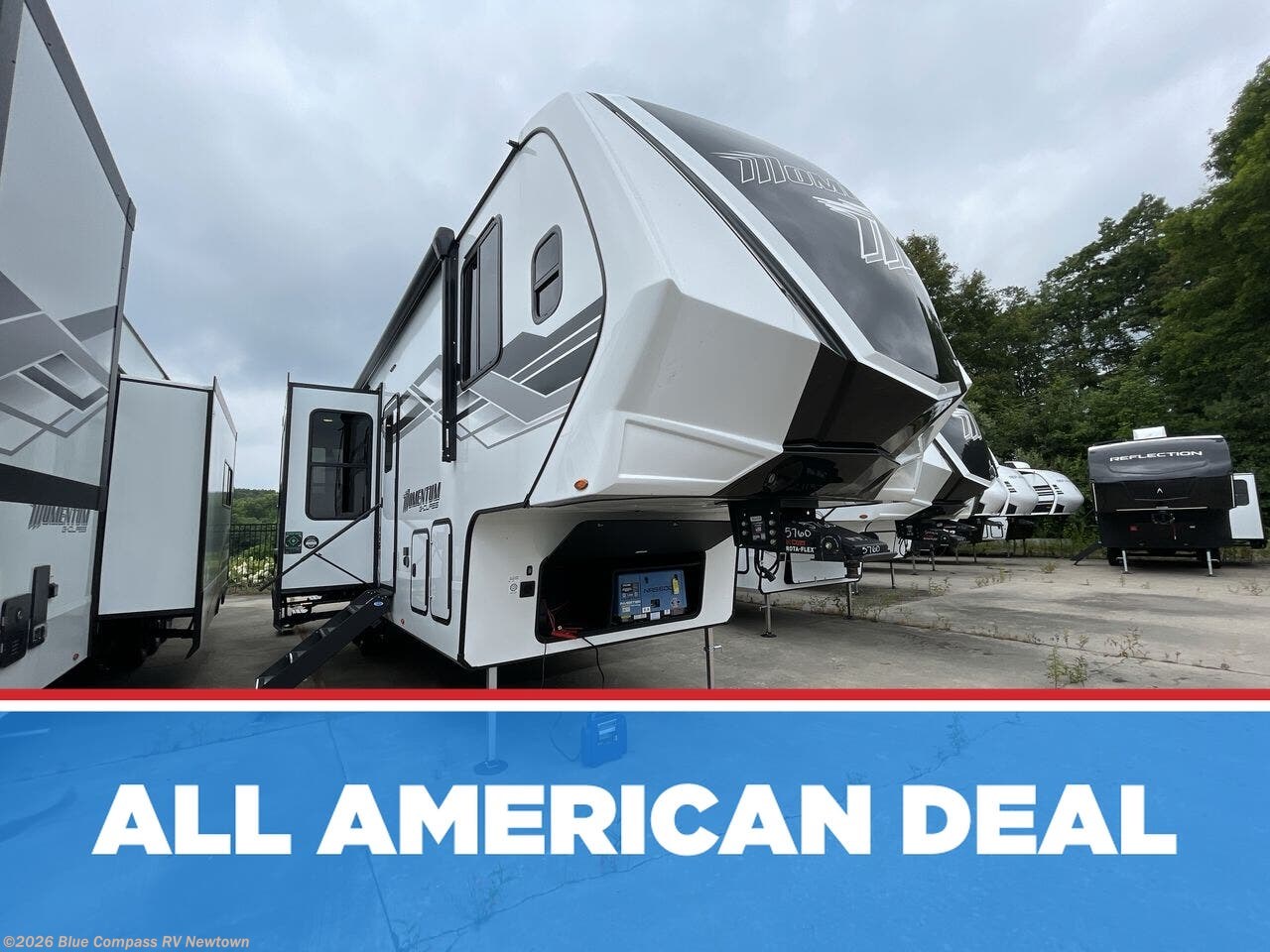 New 2026 Grand Design Momentum G-Class 320G available in Newtown, Connecticut