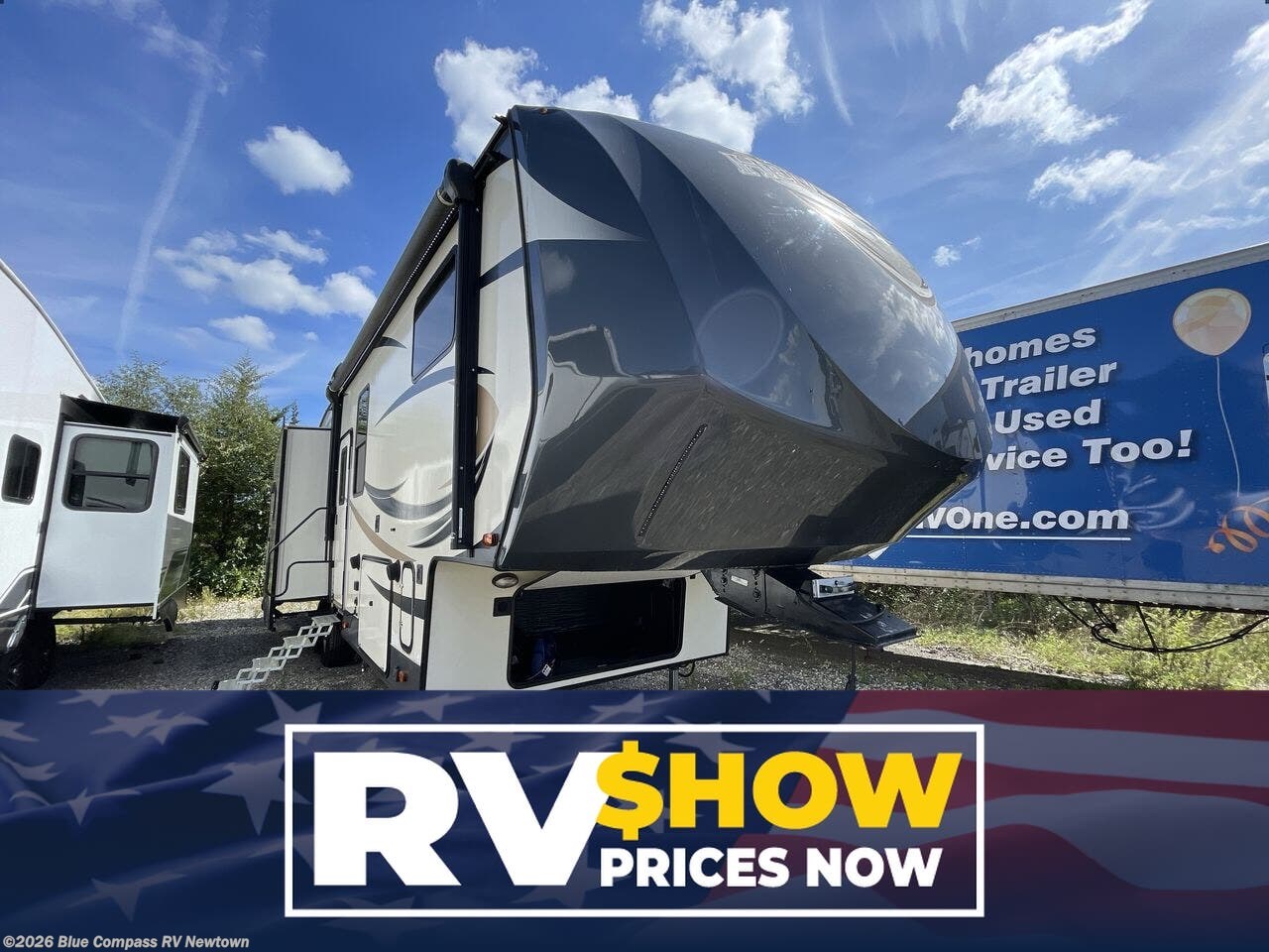 Used 2017 Forest River Salem Hemisphere Lite 276RLIS available in Newtown, Connecticut