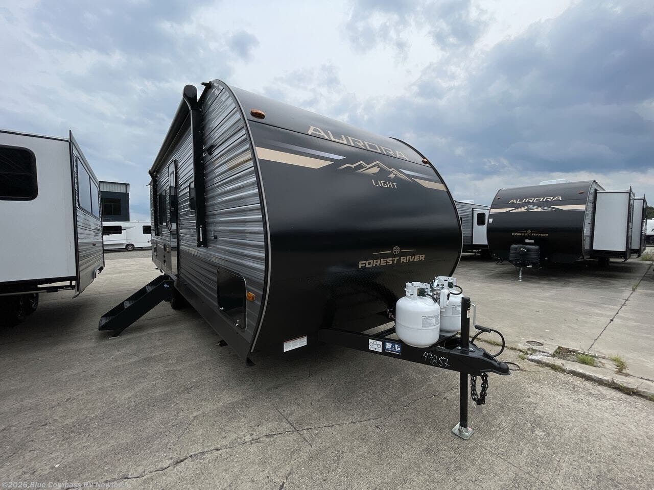 New 2027 Forest River Aurora Light 26BH available in Newtown, Connecticut