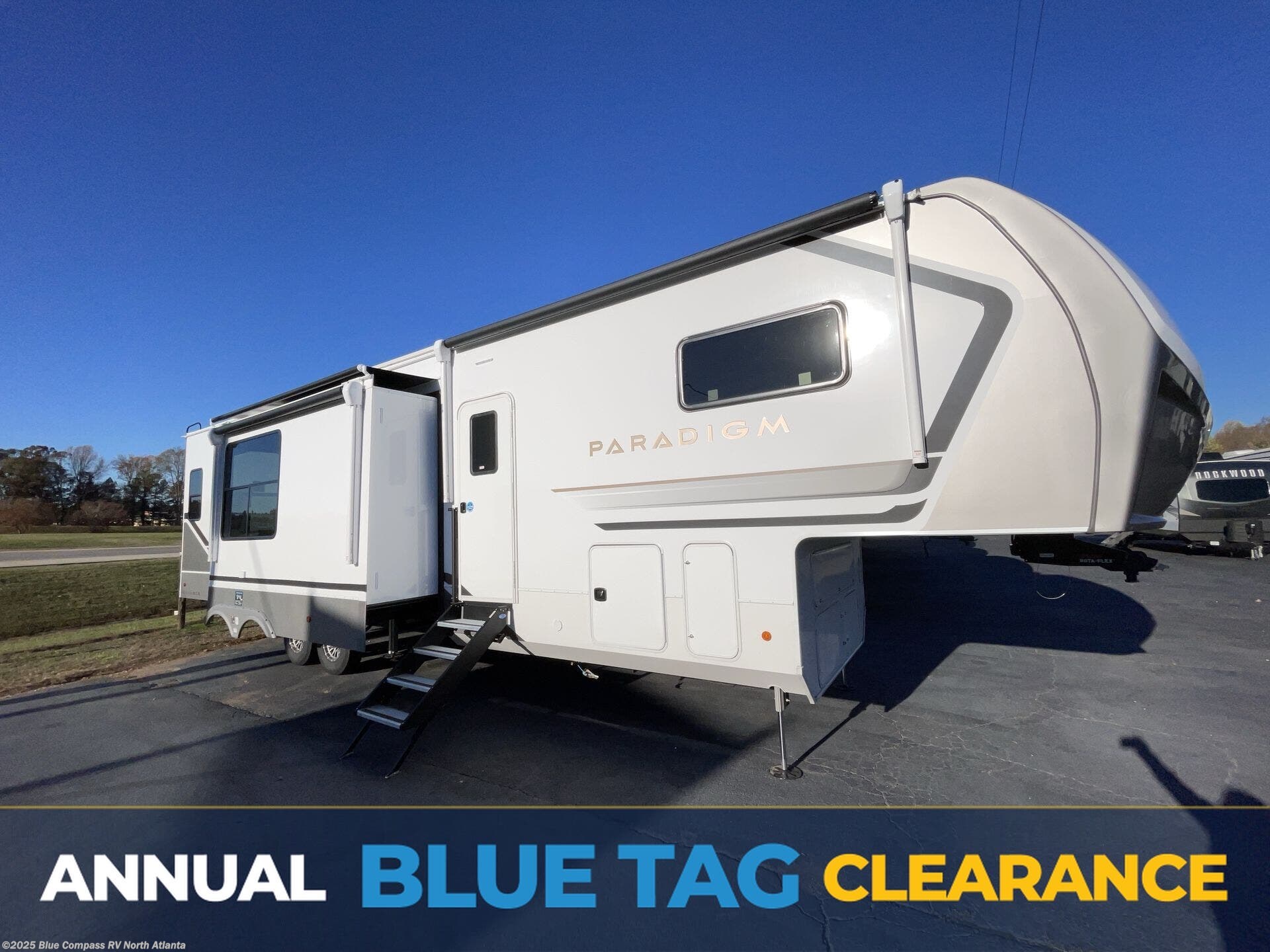 New 2025 Alliance RV Paradigm 395DS available in Buford, Georgia