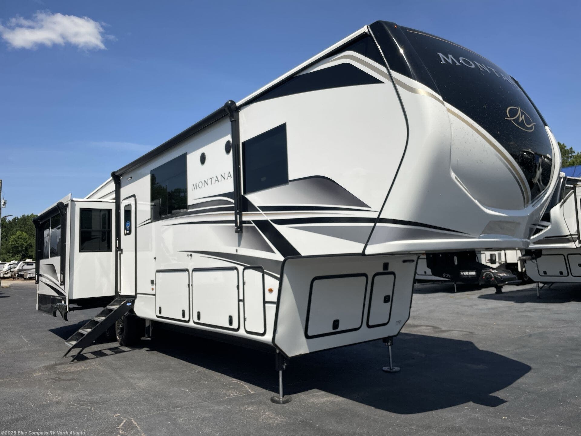 New 2025 Keystone Montana 3857BR available in Buford, Georgia