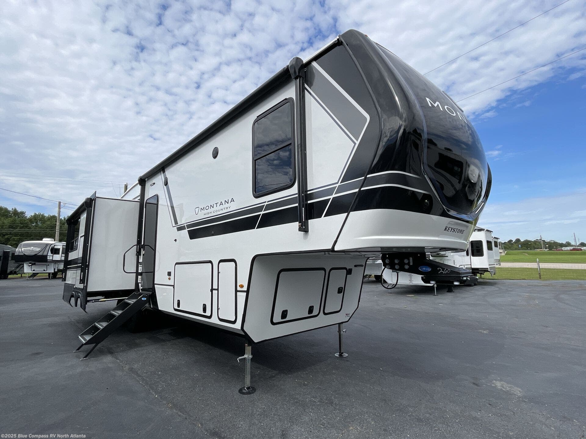 New 2026 Keystone Montana High Country 325RK available in Buford, Georgia