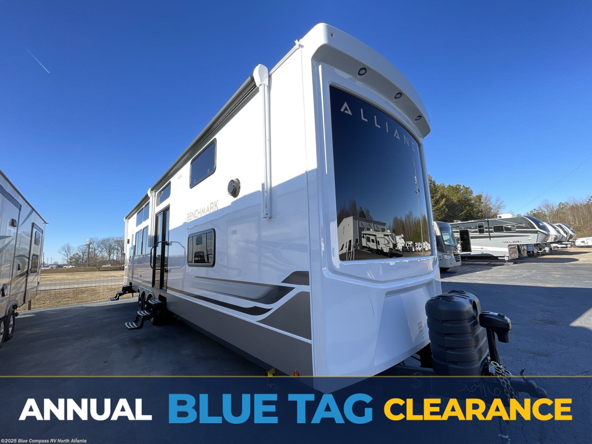 New 2025 Alliance RV Benchmark 44LFT available in Buford, Georgia