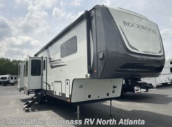 New 2026 Forest River Rockwood Signature 404SRK available in Buford, Georgia