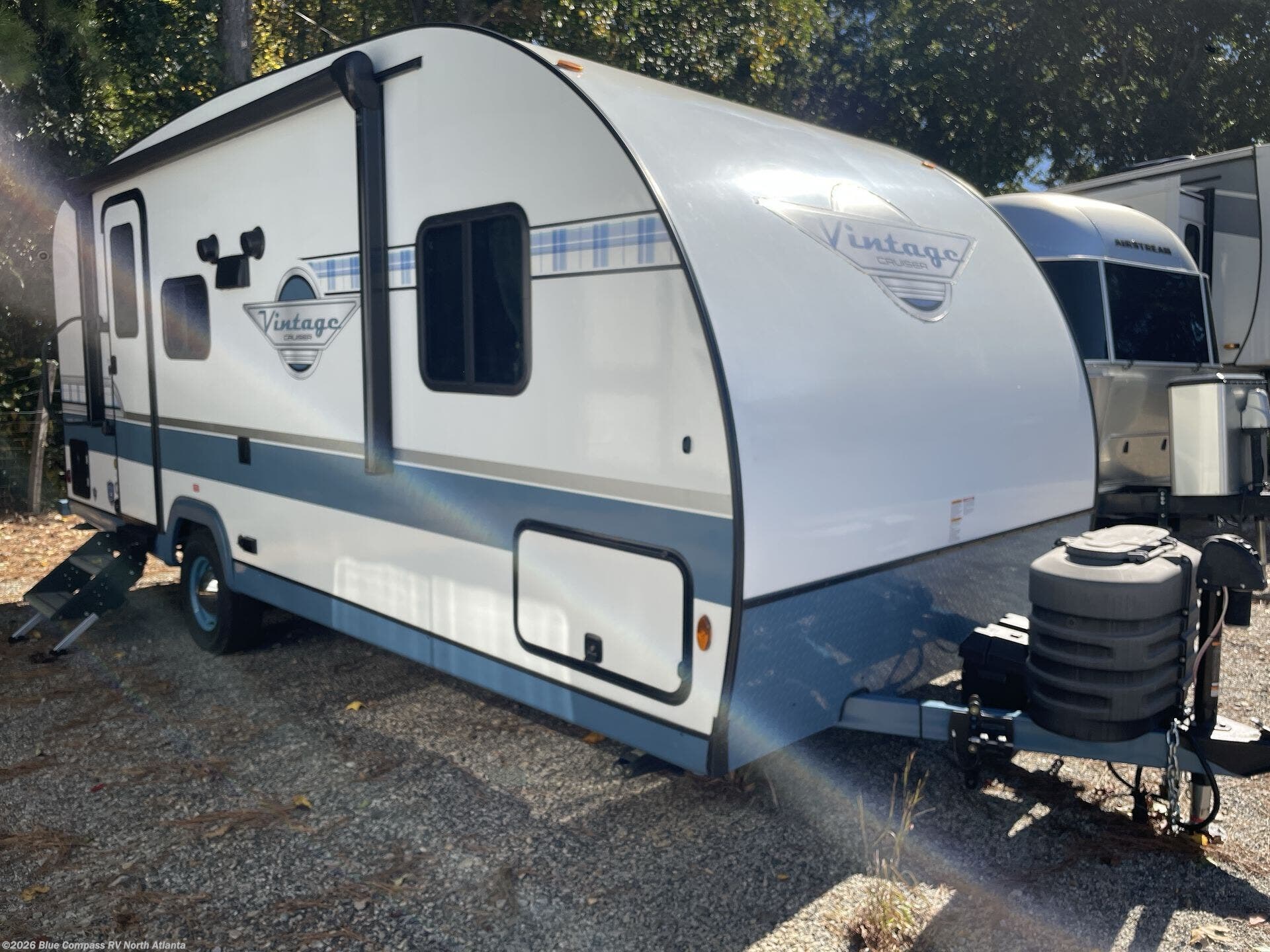 Used 2025  Gulf Stream Vintage Cruiser 19CSK by Gulf Stream from Blue Compass RV North Atlanta in Buford, GA