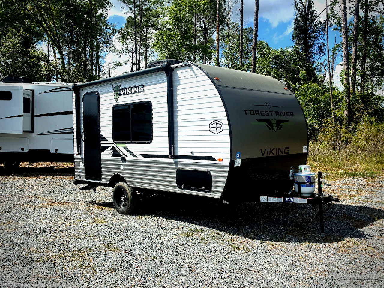New 2026 Forest River Viking Saga 16SFB available in Tallahassee, Florida