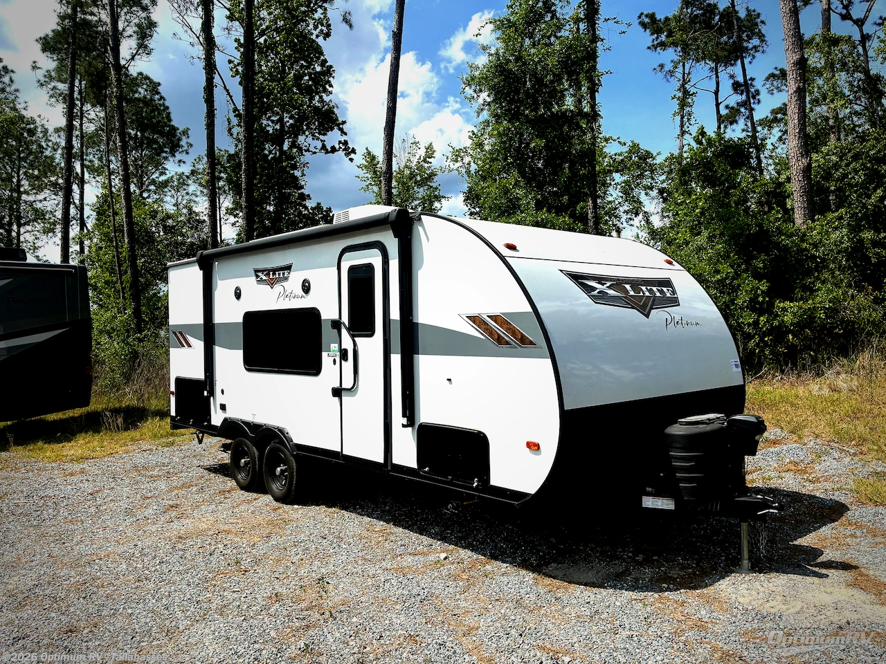 Used 2024 Forest River Wildwood X-Lite 19DBXL available in Tallahassee, Florida