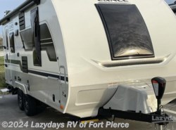 New 24 Lance  1995 available in Fort Pierce, Florida
