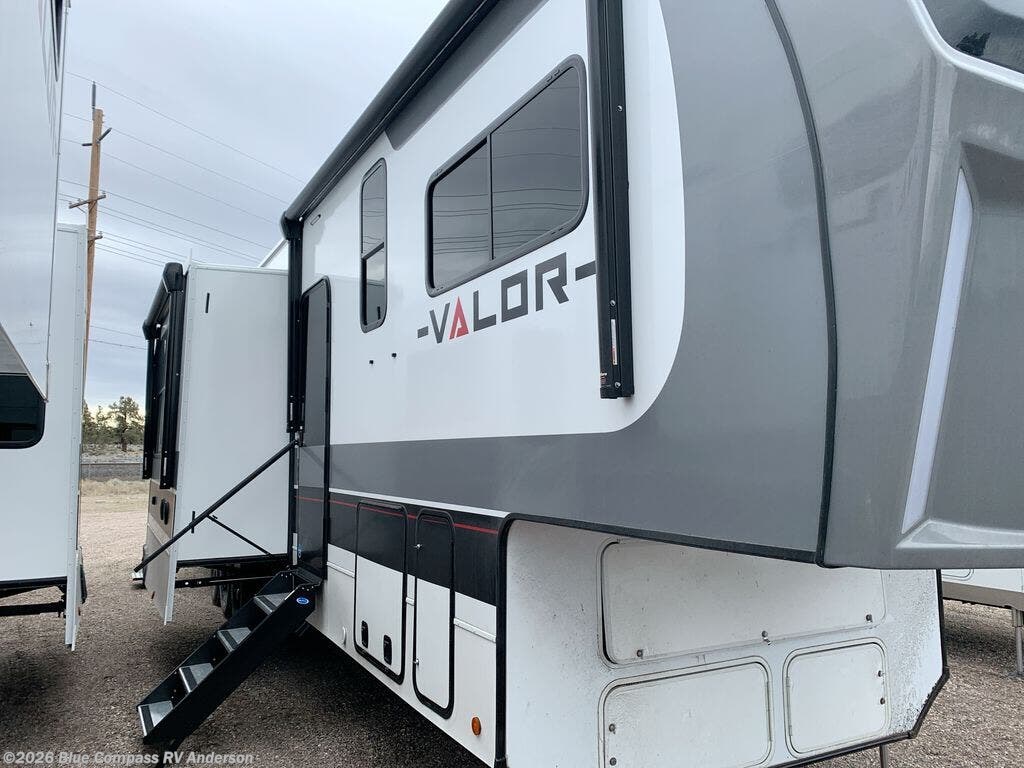New 2025 Alliance RV Valor 44V14 available in Anderson, California