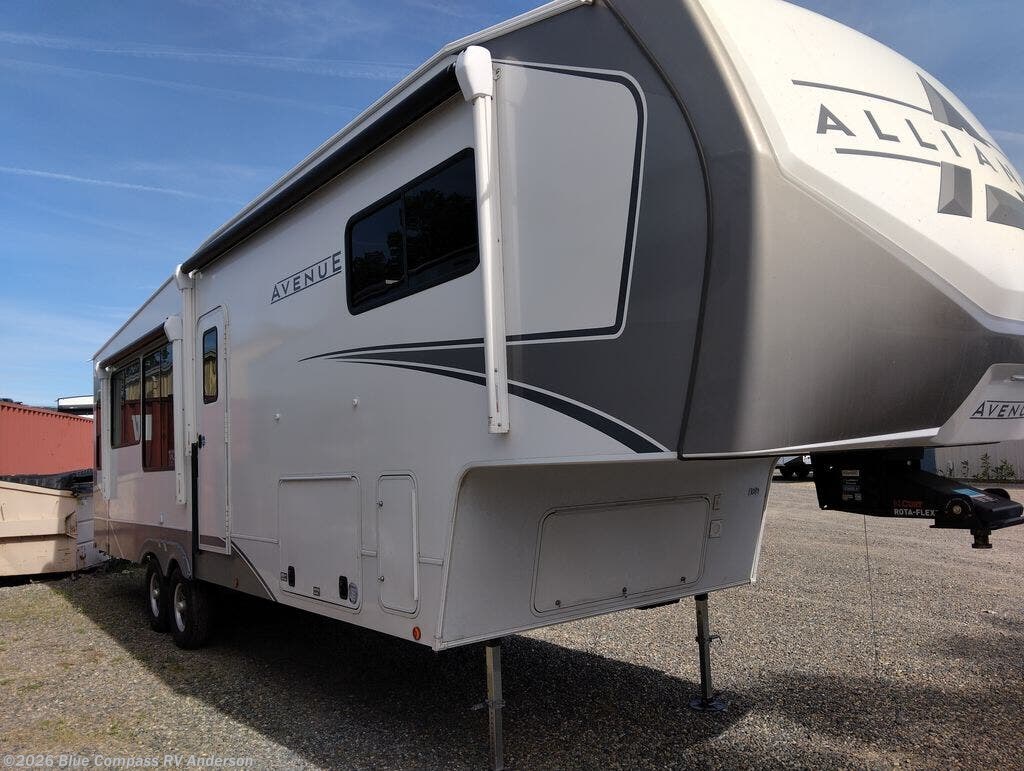New 2026 Alliance RV Avenue 32RLS available in Anderson, California
