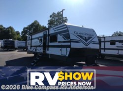 New 2026 Grand Design Transcend 335BHT available in Anderson, California
