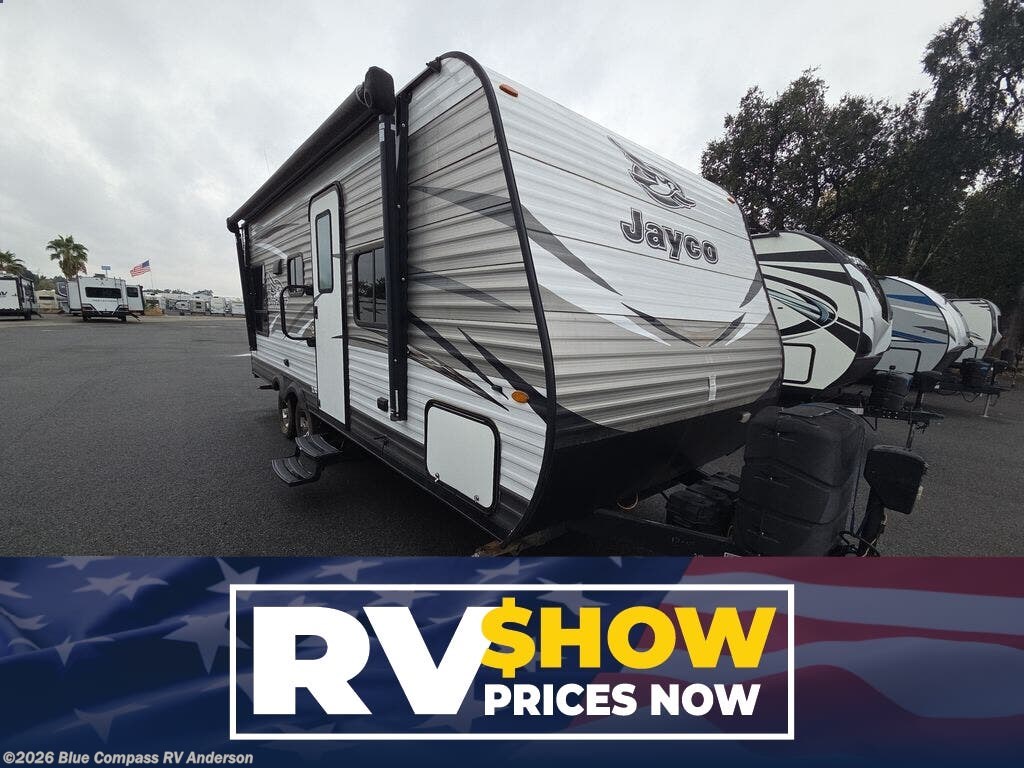 Used 2018  Jayco Jay Flight 21QB by Jayco from Blue Compass RV Anderson in Anderson, CA