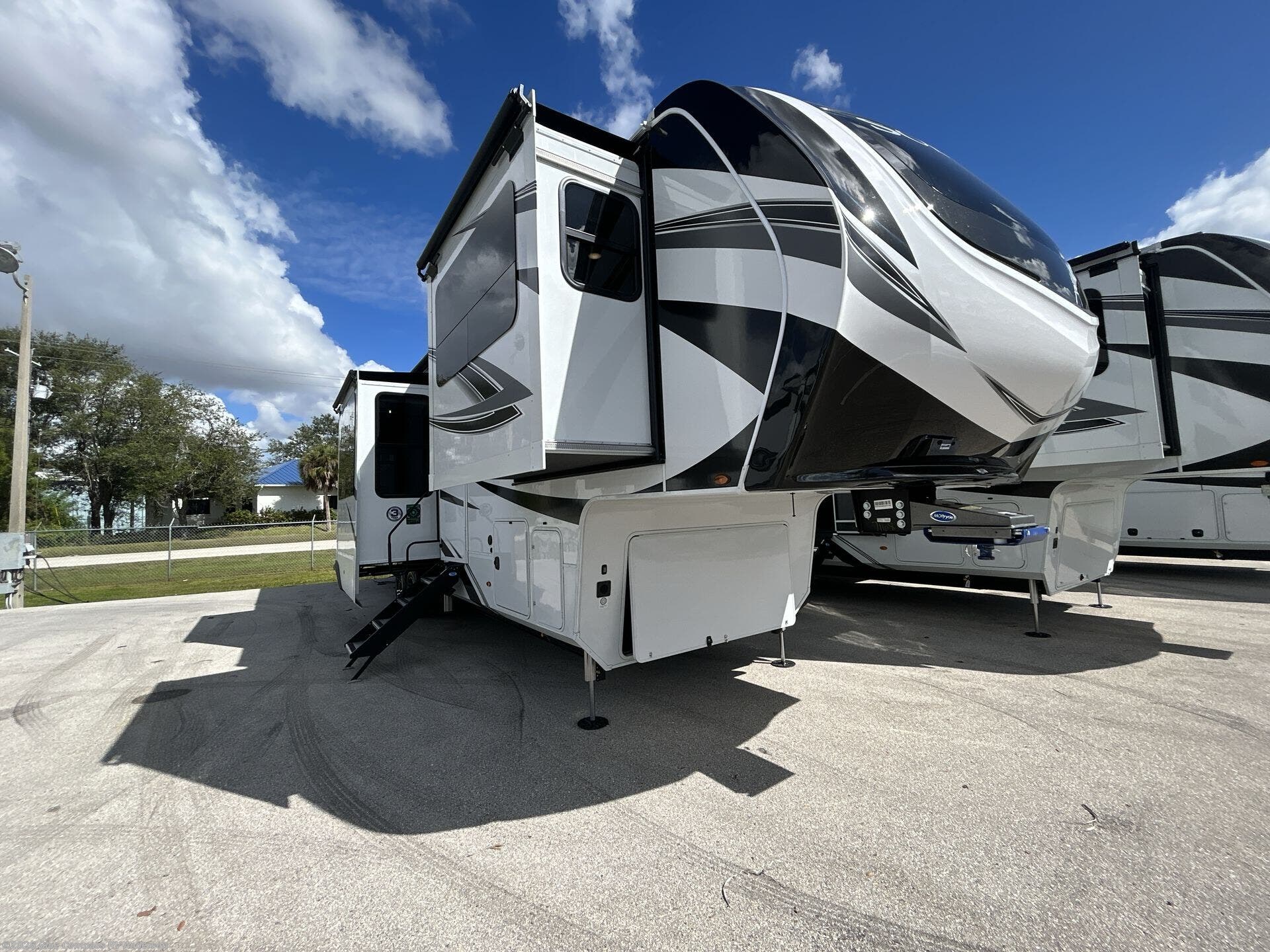 New 2027 Grand Design Solitude 380FL available in Anderson, California