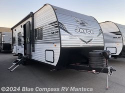 New 2025 Jayco Jay Flight SLX 260BHW available in Manteca, California