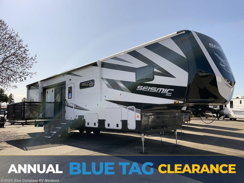 New 2025 Jayco Seismic 413 available in Manteca, California