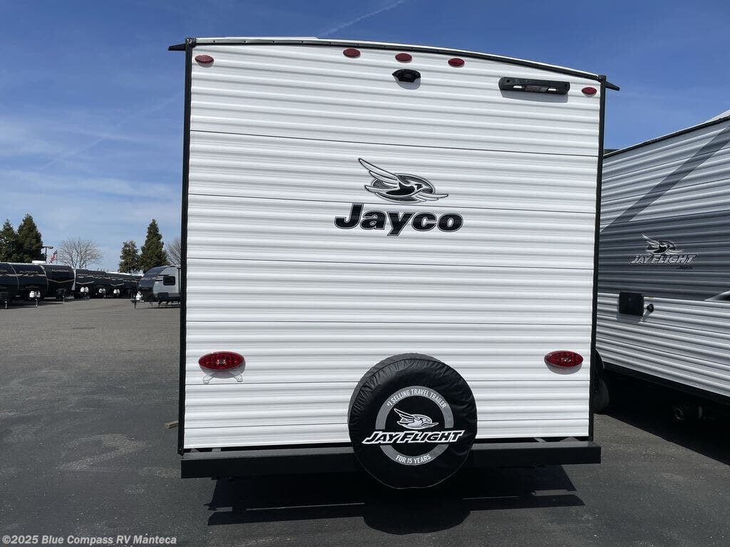 New 2025 Jayco Jay Flight SLX 260BHW available in Manteca, California