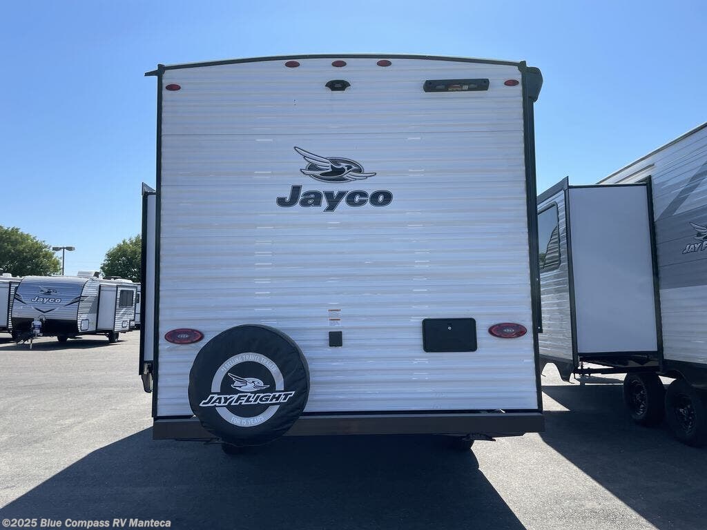 New 2026 Jayco Jay Flight SLX 200MKSW available in Manteca, California