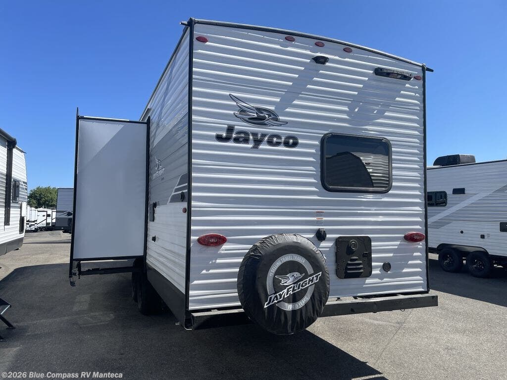 New 2026 Jayco Jay Flight SLX 263BHSW available in Manteca, California