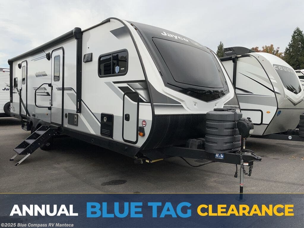 Used 2025 Jayco Jay Feather 26FK available in Manteca, California