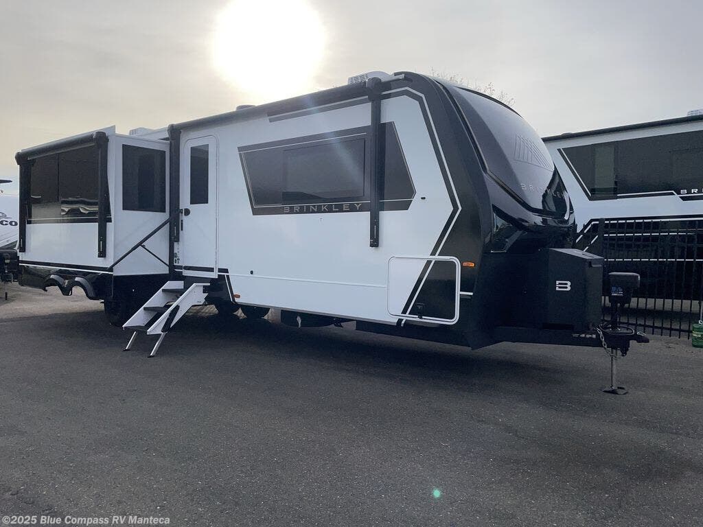 New 2026 Brinkley RV Model Z AIR 315 available in Manteca, California