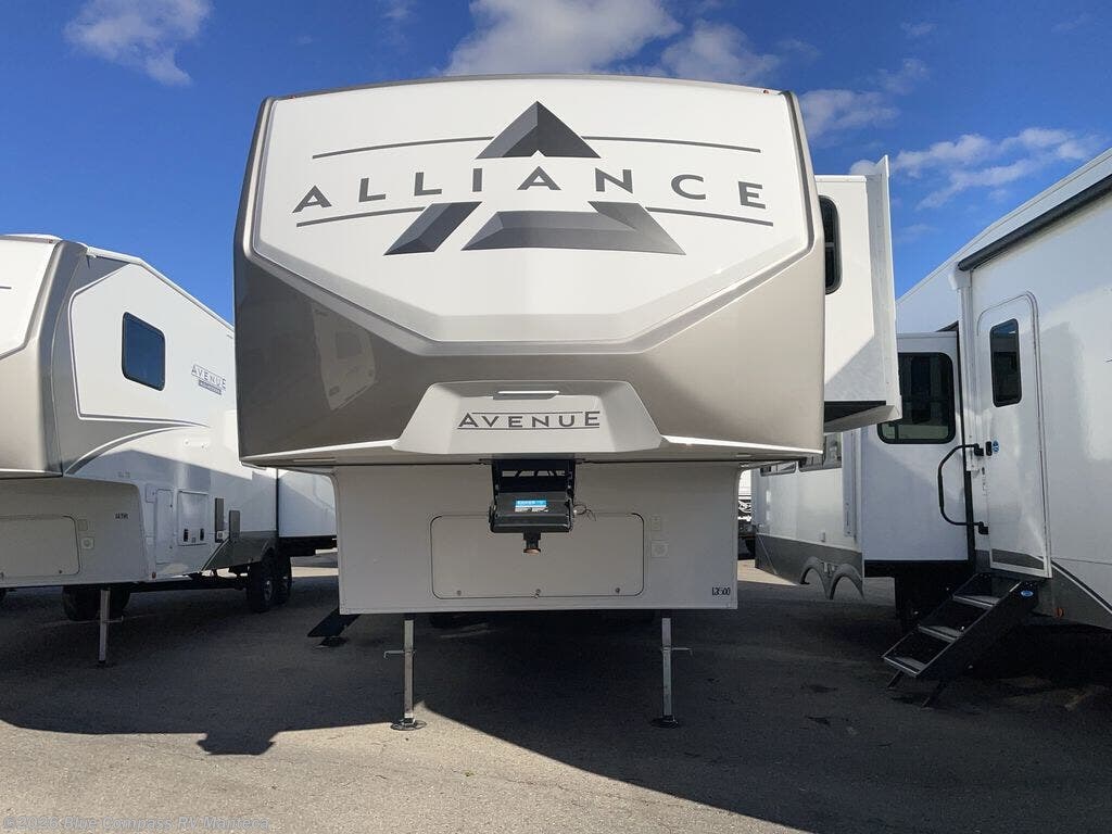New 2026 Alliance RV Avenue 32RLS available in Manteca, California
