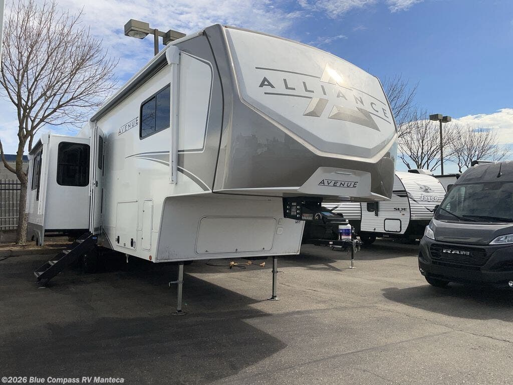 New 2026 Alliance RV Avenue 32RLS available in Manteca, California
