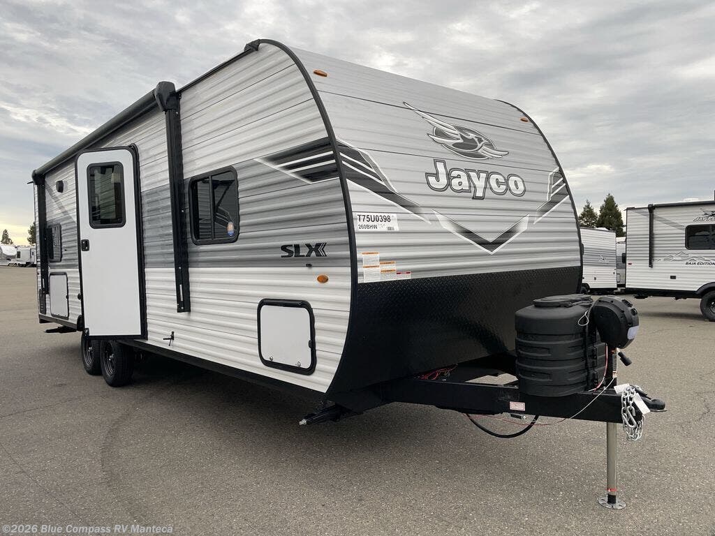 New 2026 Jayco Jay Flight SLX 260BHW available in Manteca, California