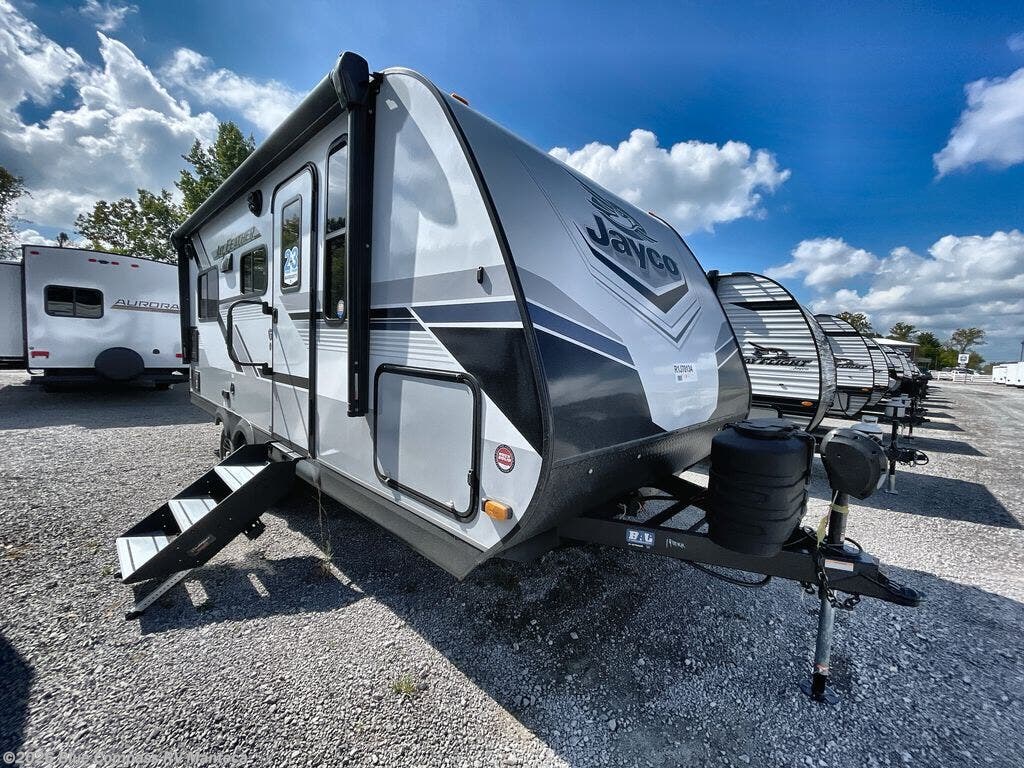 New 2026 Jayco Jay Feather 19MRK available in Manteca, California