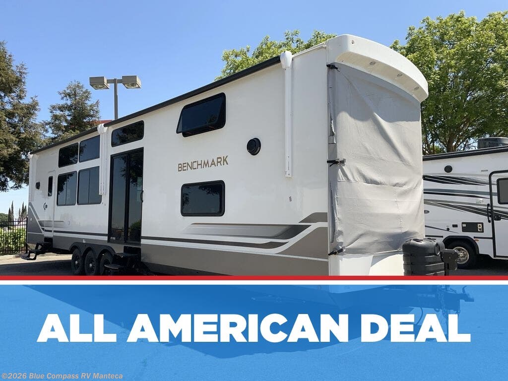 New 2026 Alliance RV Benchmark 44LFT available in Manteca, California