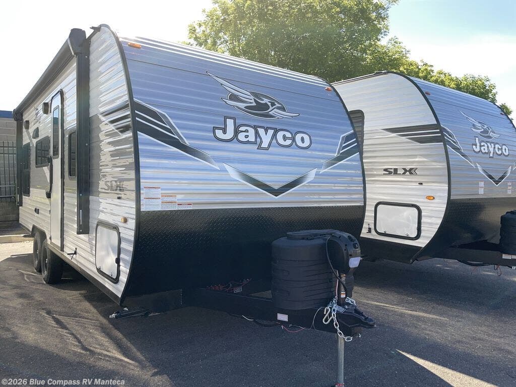 New 2026 Jayco Jay Flight SLX 210QBW available in Manteca, California