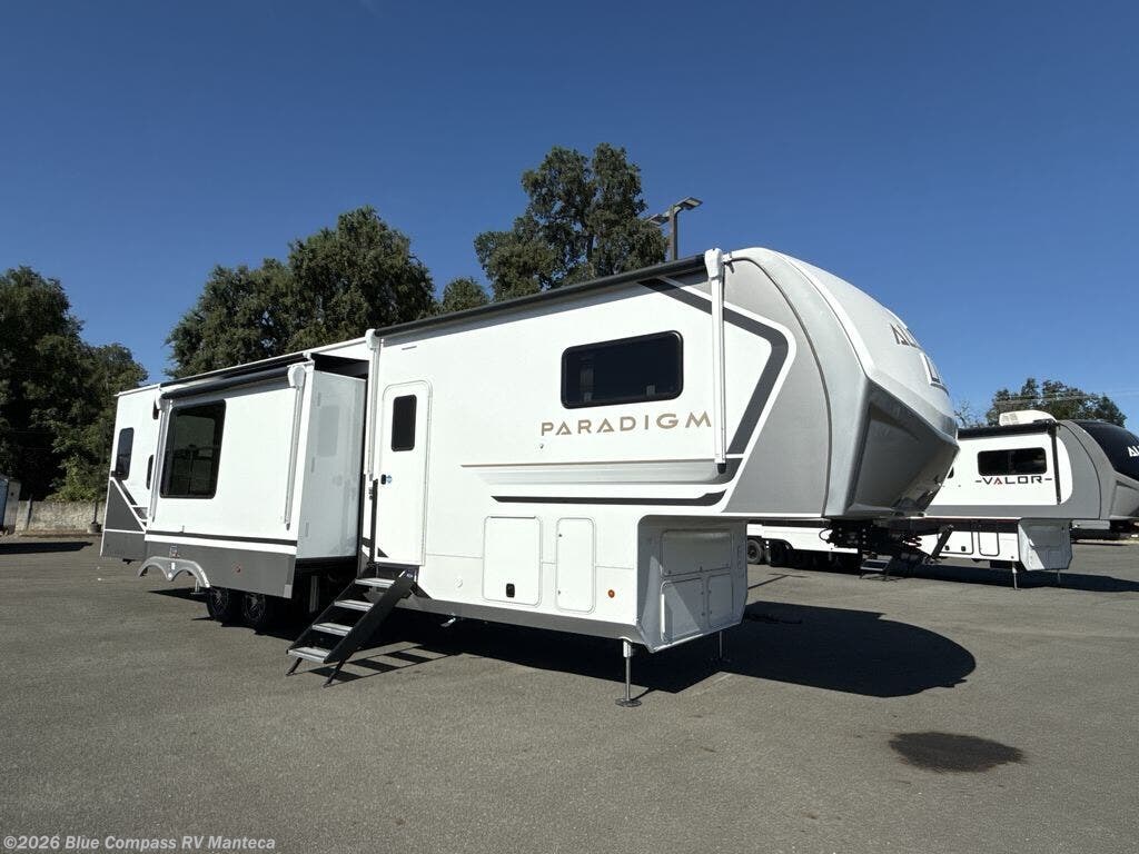 New 2026 Alliance RV Paradigm 395DS available in Manteca, California