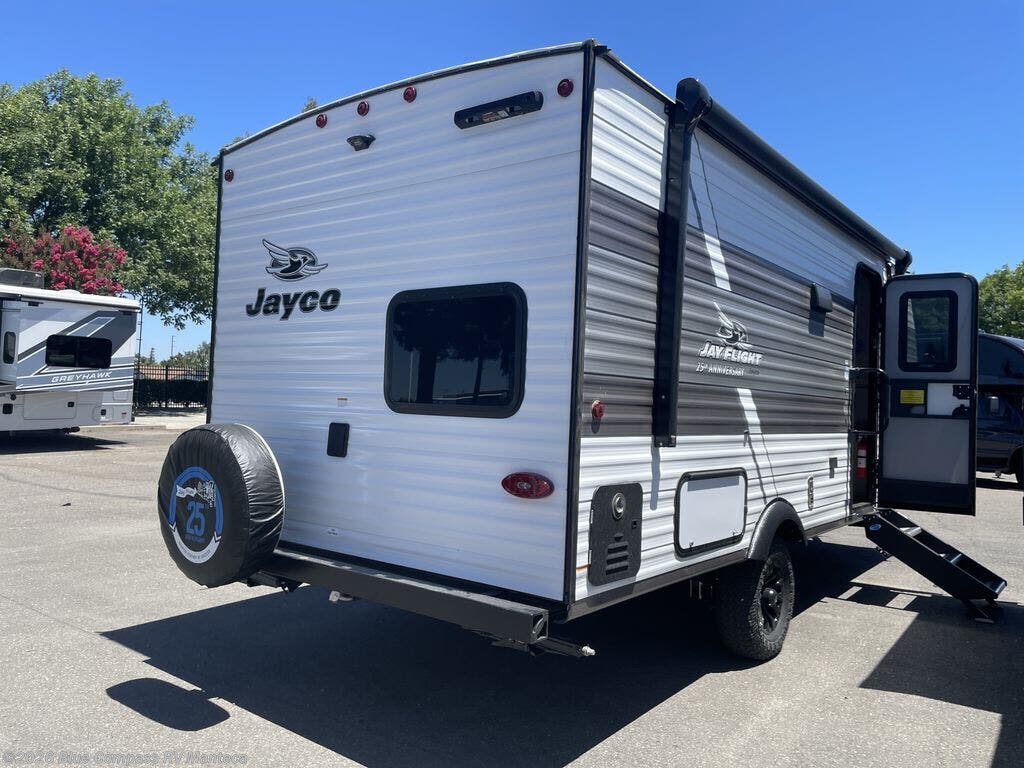 New 2027 Jayco Jay Flight 197MBW available in Manteca, California
