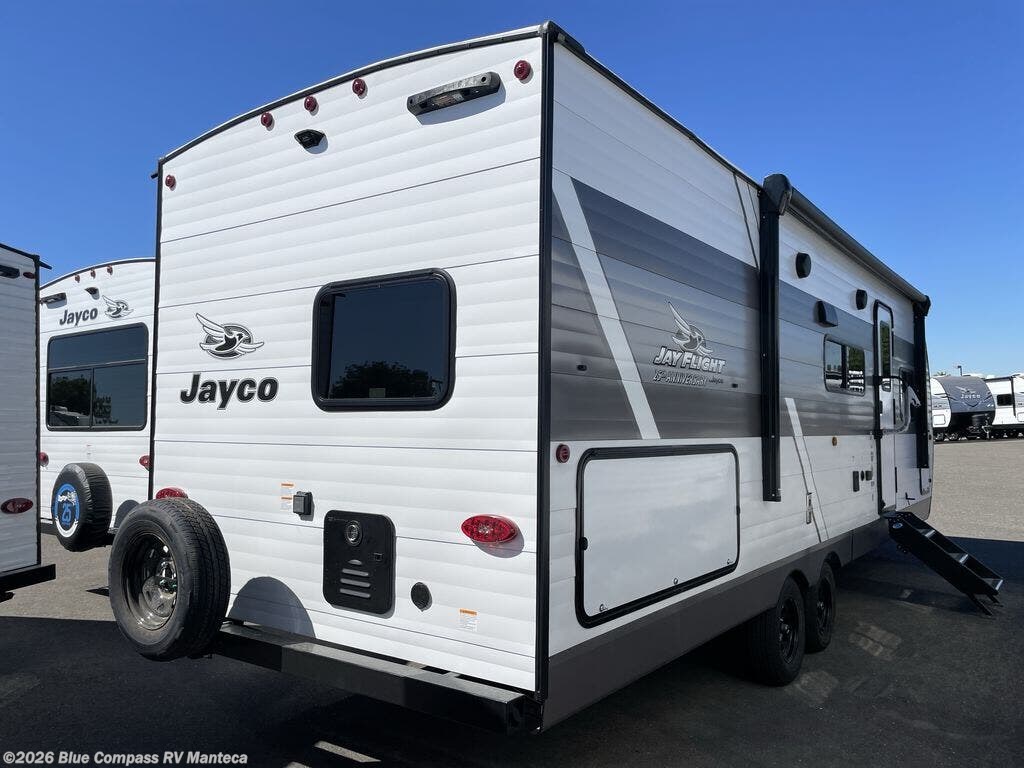 New 2027 Jayco Jay Flight 261BHSW available in Manteca, California