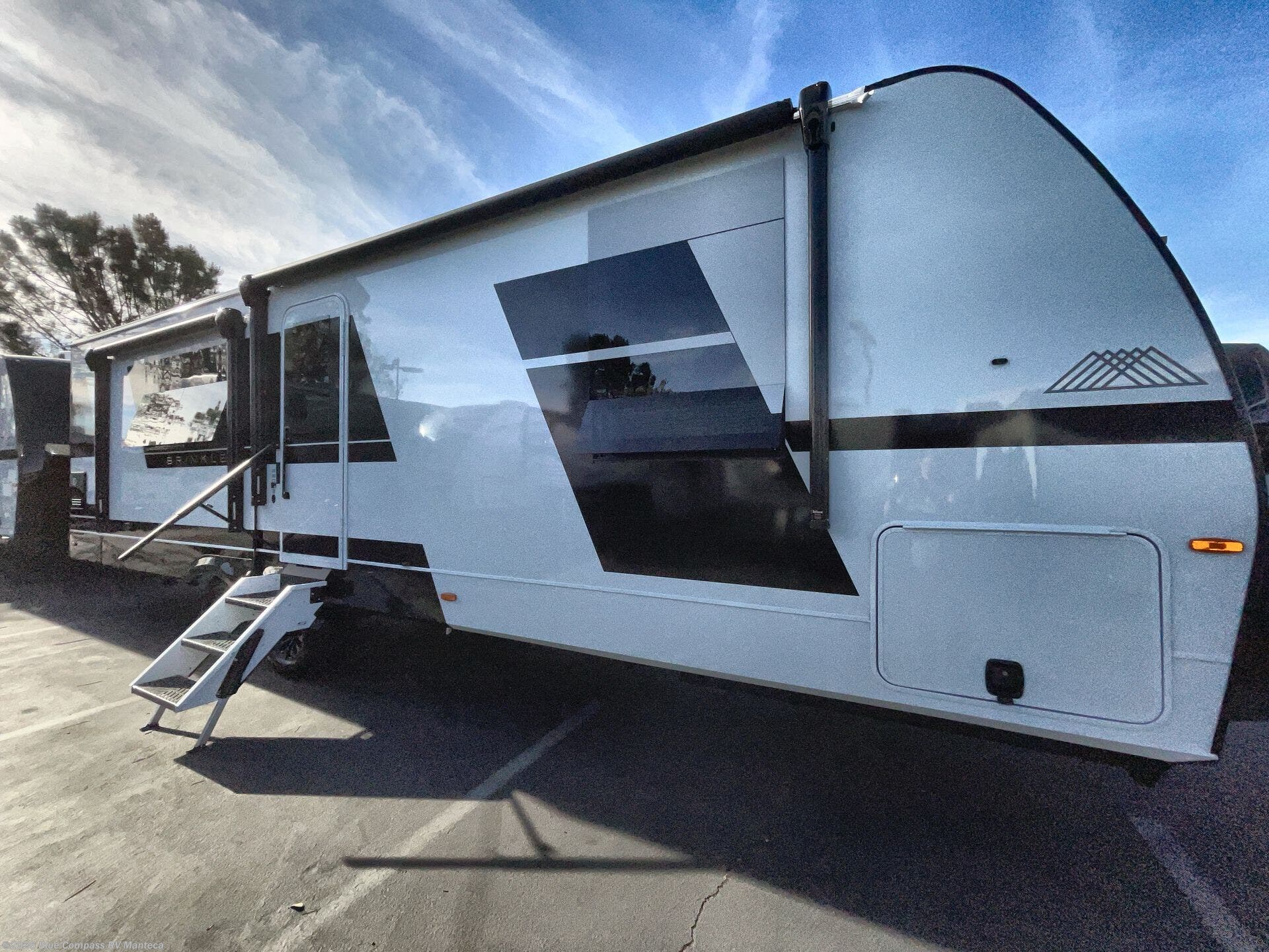 New 2026 Brinkley RV Model I 280 available in Manteca, California