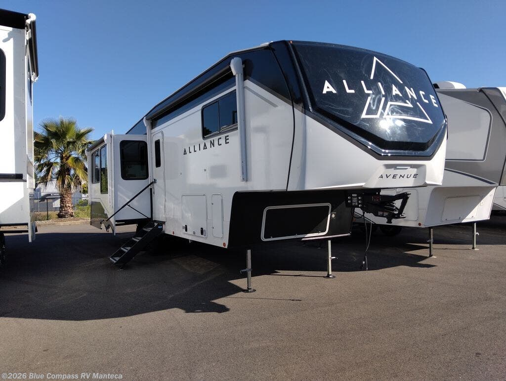 New 2026 Alliance RV Avenue 32RLS available in Manteca, California