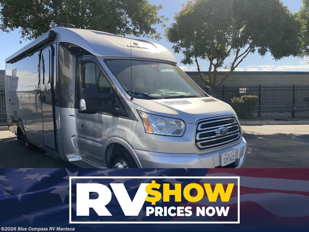 Used 2017  Leisure Travel Wonder Standard by Leisure Travel from Blue Compass RV Manteca in Manteca, CA