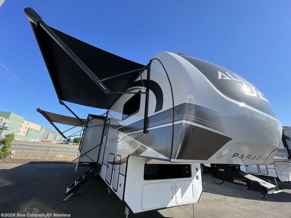Used 2024  Alliance RV Paradigm 395DS by Alliance RV from Blue Compass RV Manteca in Manteca, CA