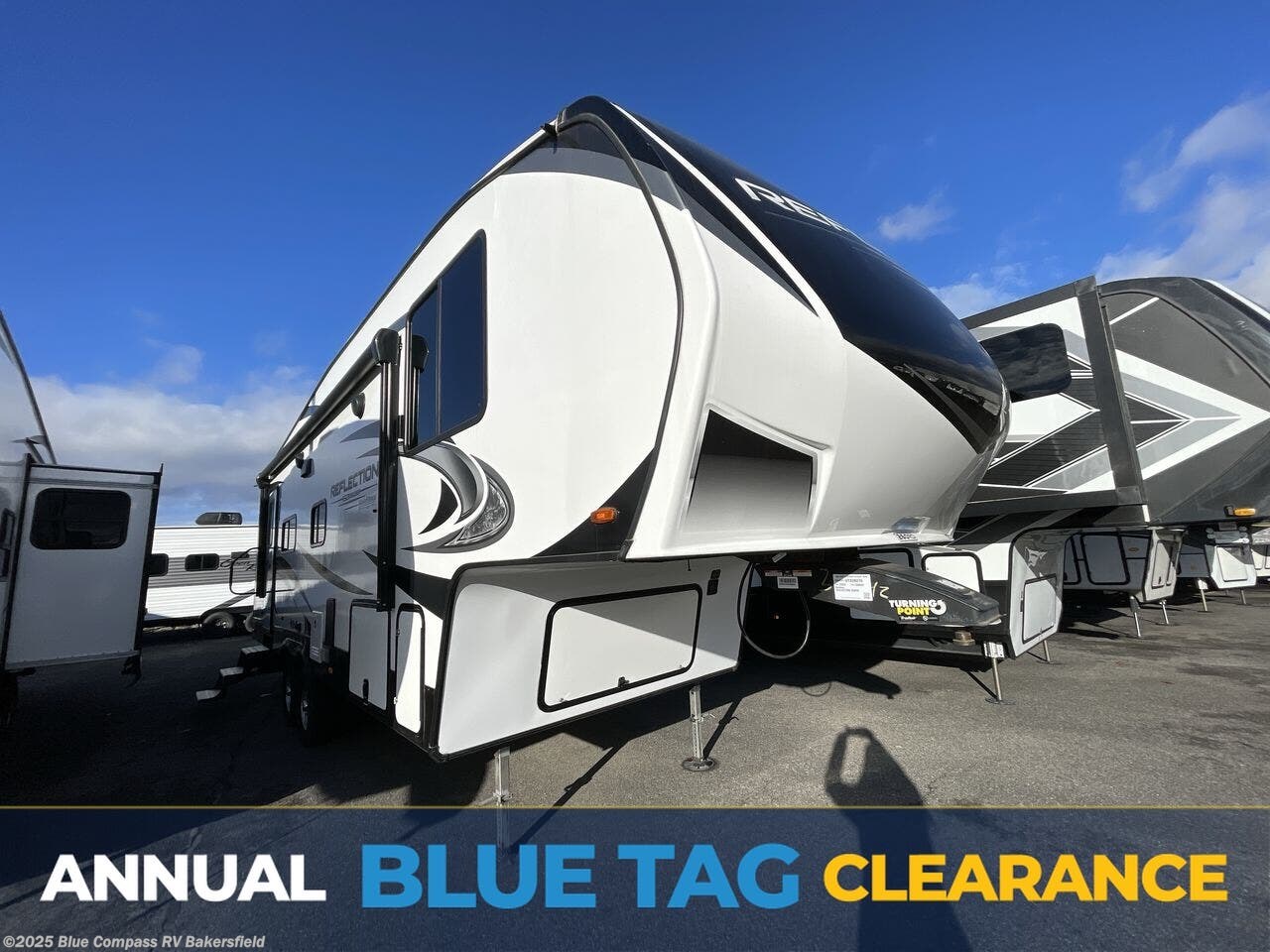 Used 2022 Grand Design Reflection 150 Series 260RD available in Bakersfield, California