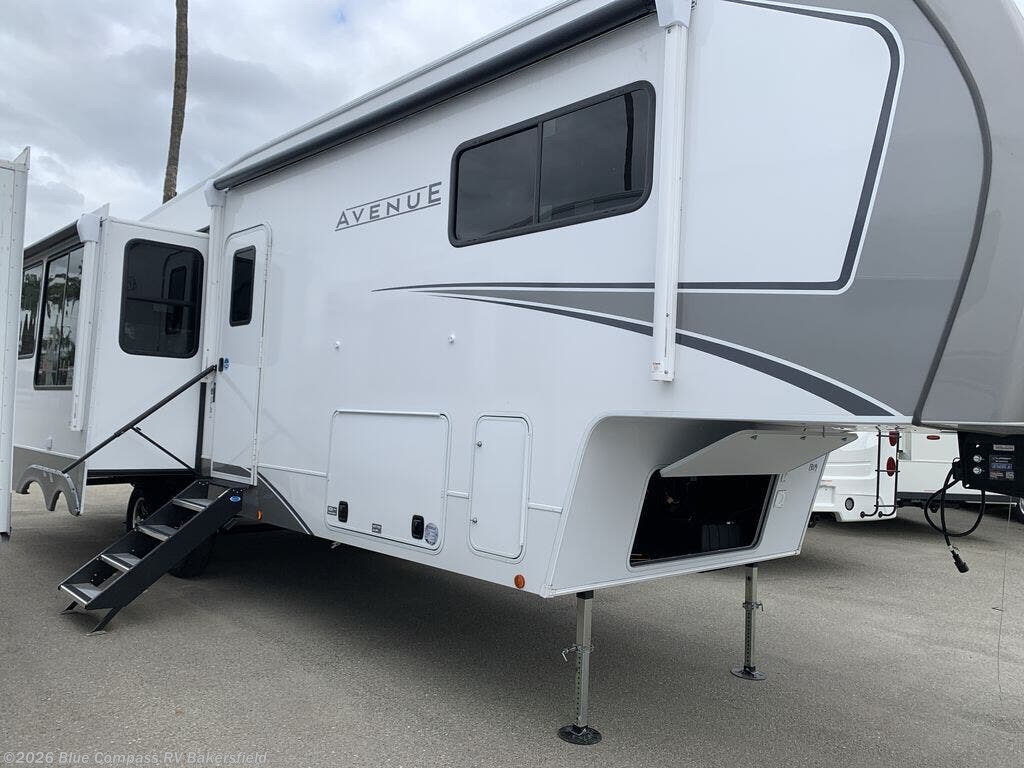 New 2026 Alliance RV Avenue 32RLS available in Bakersfield, California