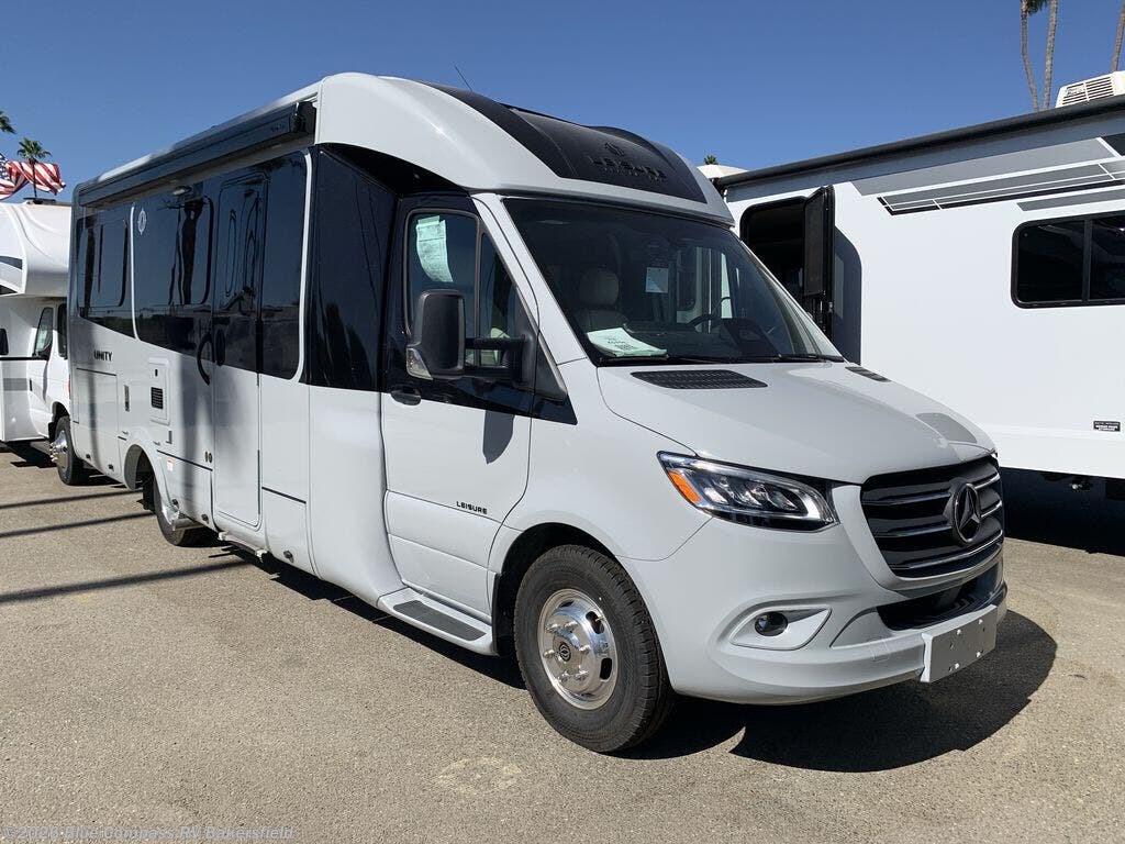 New 2026 Leisure Travel Unity U24CB available in Bakersfield, California