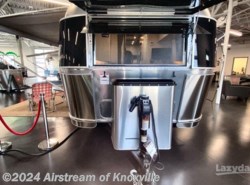 New 2025 Airstream Flying Cloud 25FB Twin available in Knoxville, Tennessee