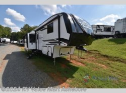 New 2025 East to West Tandara 375BH-OK available in Franklinville, North Carolina