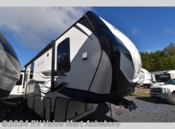 Used 2023 Keystone Montana High Country 385BR available in Franklinville, North Carolina