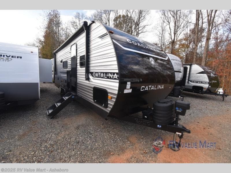 New 2025 Coachmen Catalina Legacy Edition 243RBS available in Franklinville, North Carolina